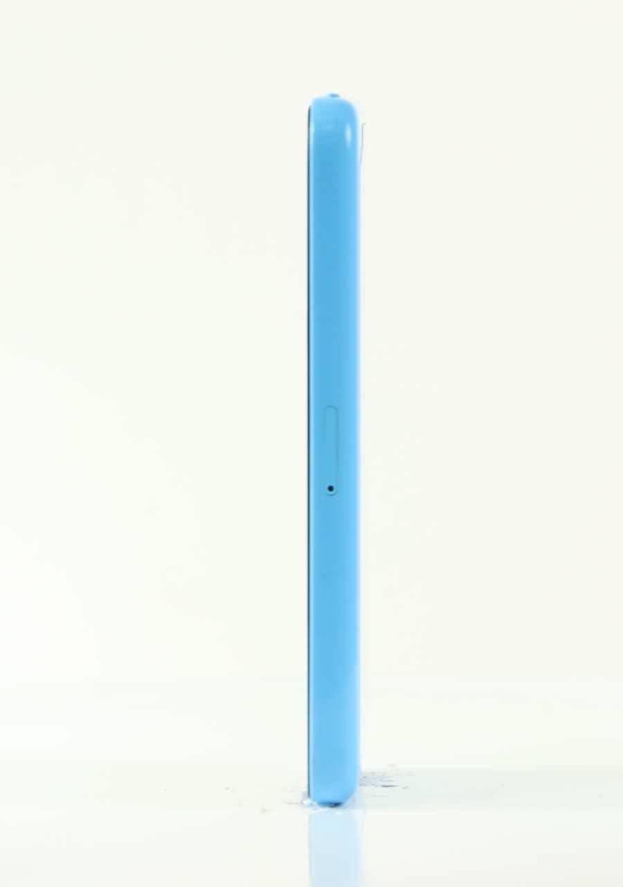 Apple iPhone 5c 8GB Angle 3