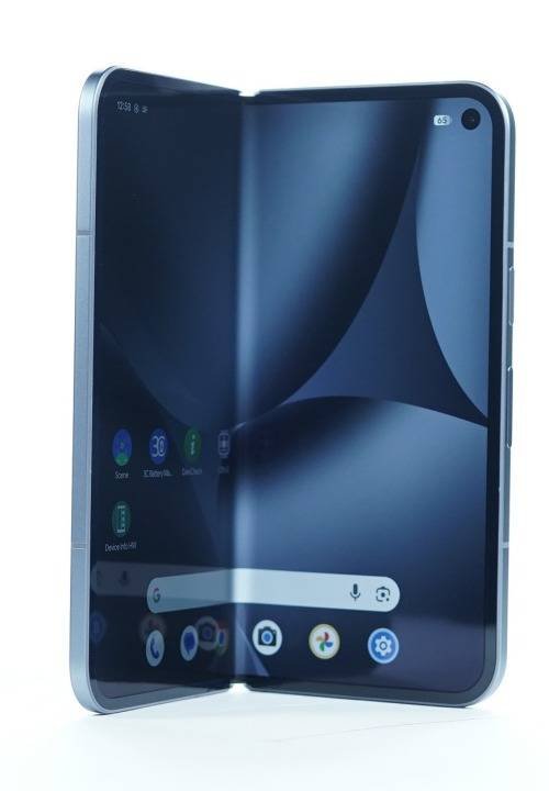 Google Pixel 10 Pro Fold 360°