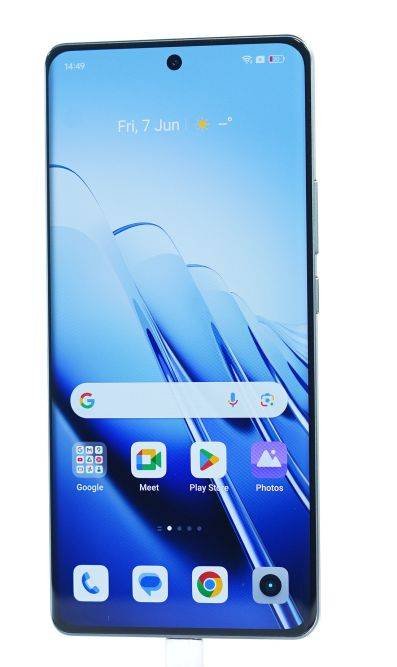 realme GT 6 12GB RAM 360°